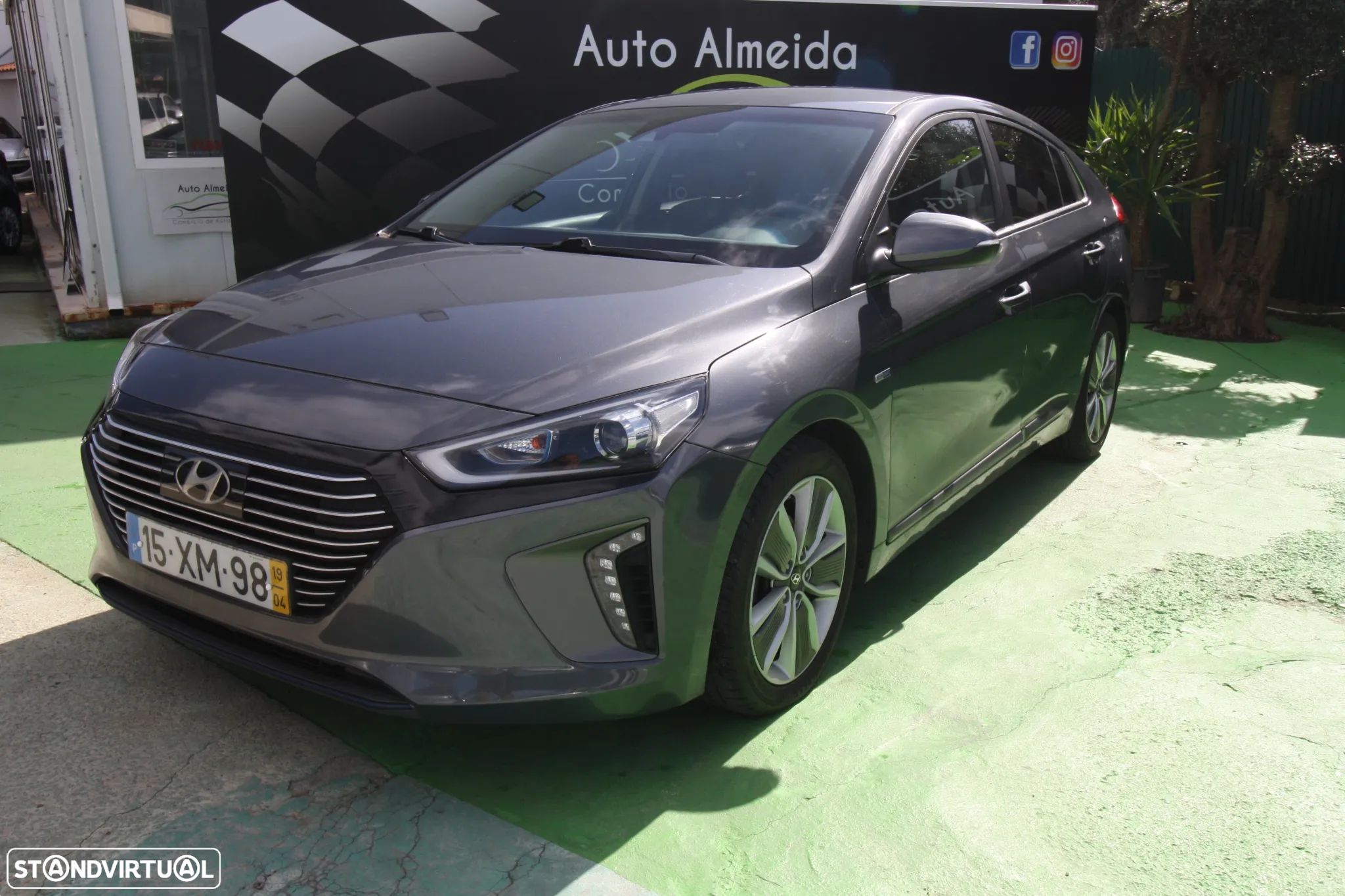 Hyundai Ioniq 1.6 GDI HEV Hybrid Tech - 1