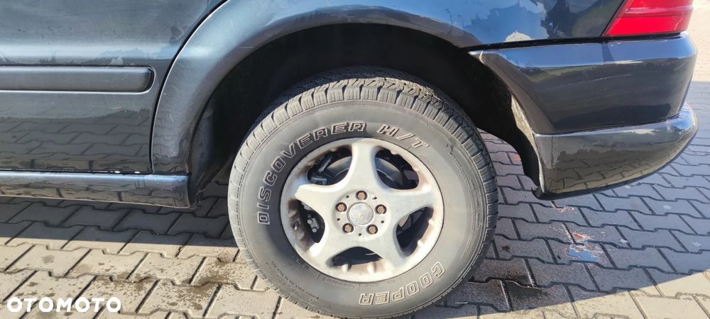 Mercedes-Benz ML 320 - 19