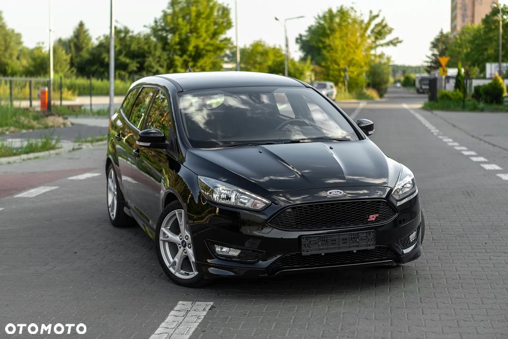 Ford Focus - 8