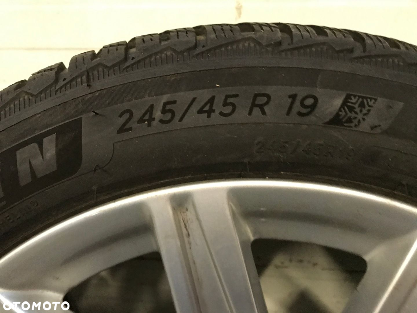 ALUMINIOWE FELGI 4K0601025M AUDI A6 C8 245/45/19 - 4