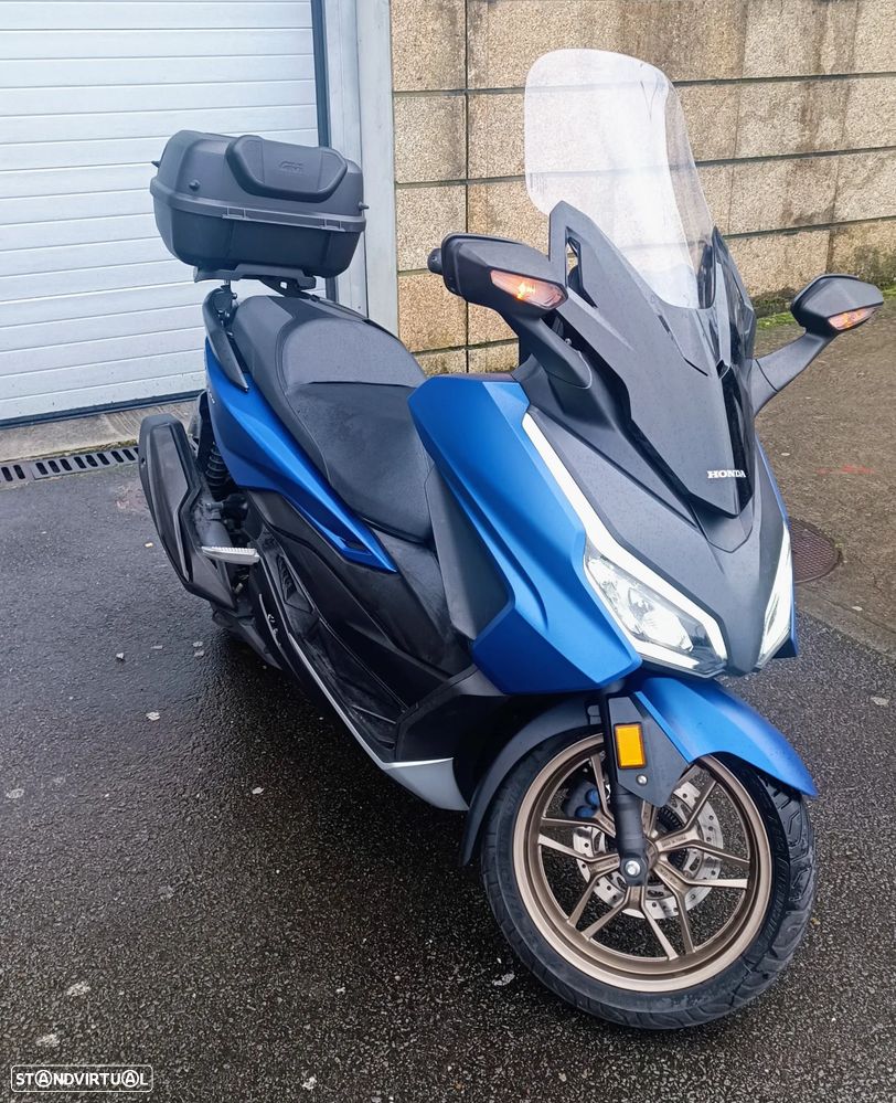 Honda Forza 350 - 4