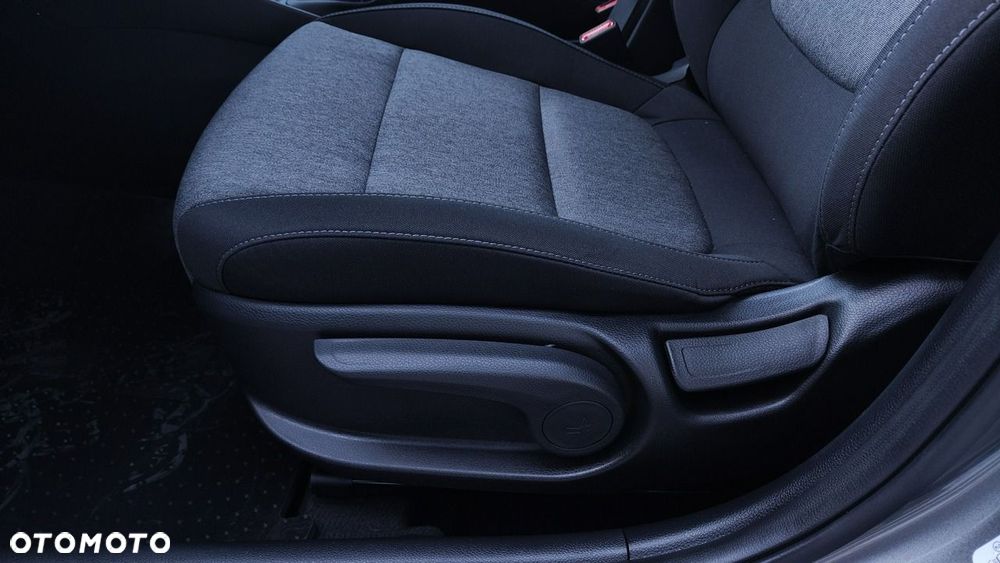 Kia Stonic - 10
