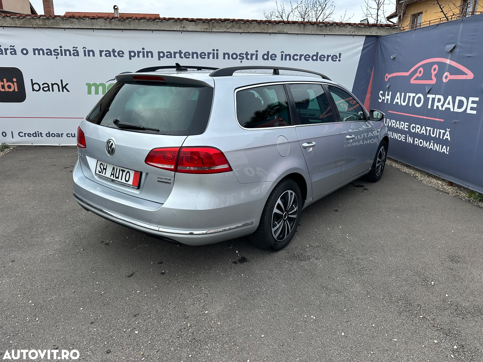 Volkswagen Passat Variant 2.0 TDI BlueMotion Technology DPF Highline - 5