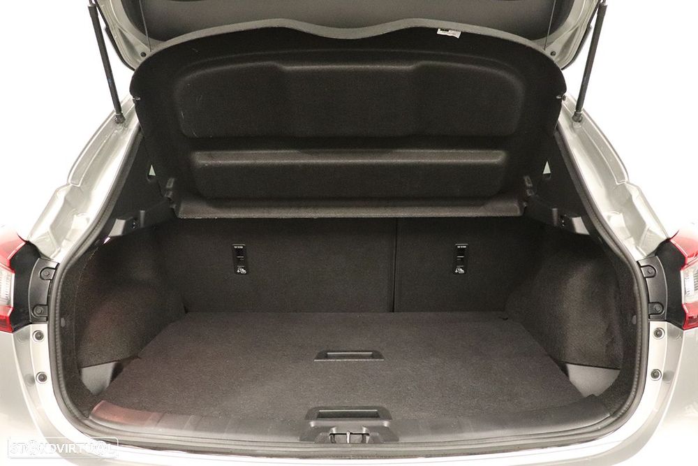 Nissan Qashqai 1.3 DIG-T N-Connecta J18 - 22