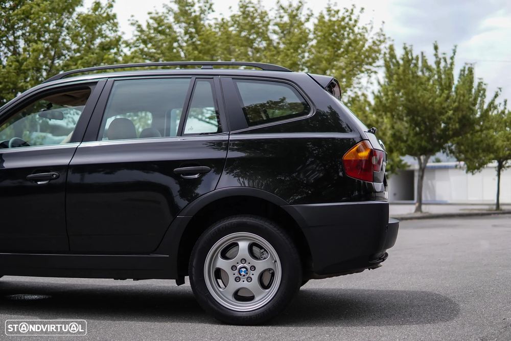 BMW X3 2.0 d - 17