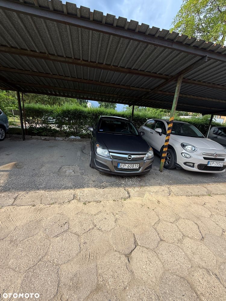 Opel Astra 1.6 - 9
