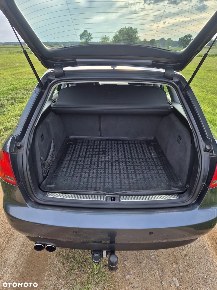 Audi A4 Avant 2.0 TDI - 15