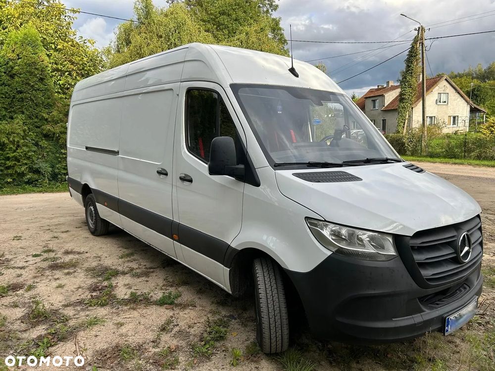 Mercedes-Benz Sprinter - 1