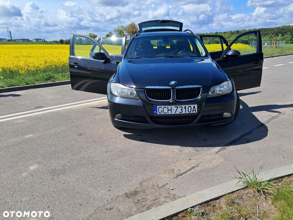 BMW Seria 3 320d DPF - 1