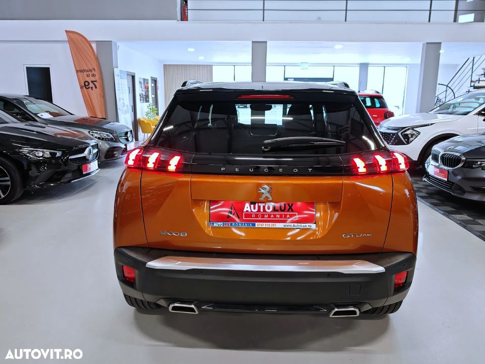 Peugeot 2008 1.2 L PureTech STT EAT8 GT Line - 21