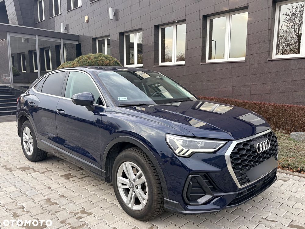 Audi Q3 35 TFSI S tronic - 1