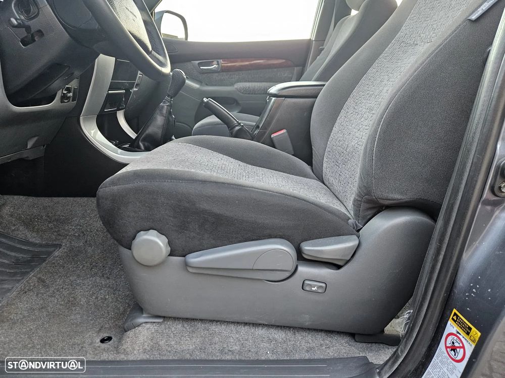 Toyota Land Cruiser 3.0 D-4D - 13