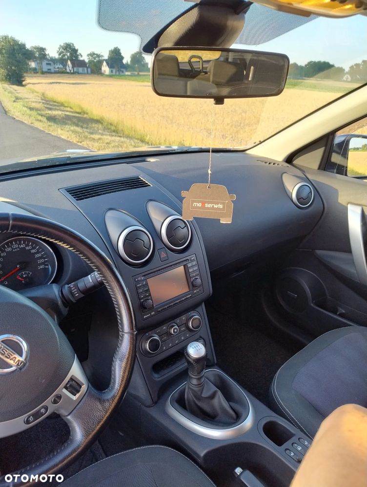 Nissan Qashqai+2 - 9
