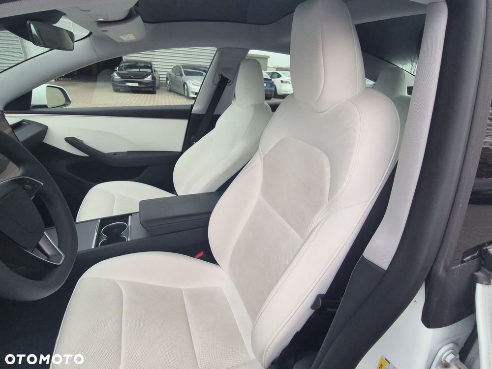 Tesla Model 3 Long Range RWD - 13