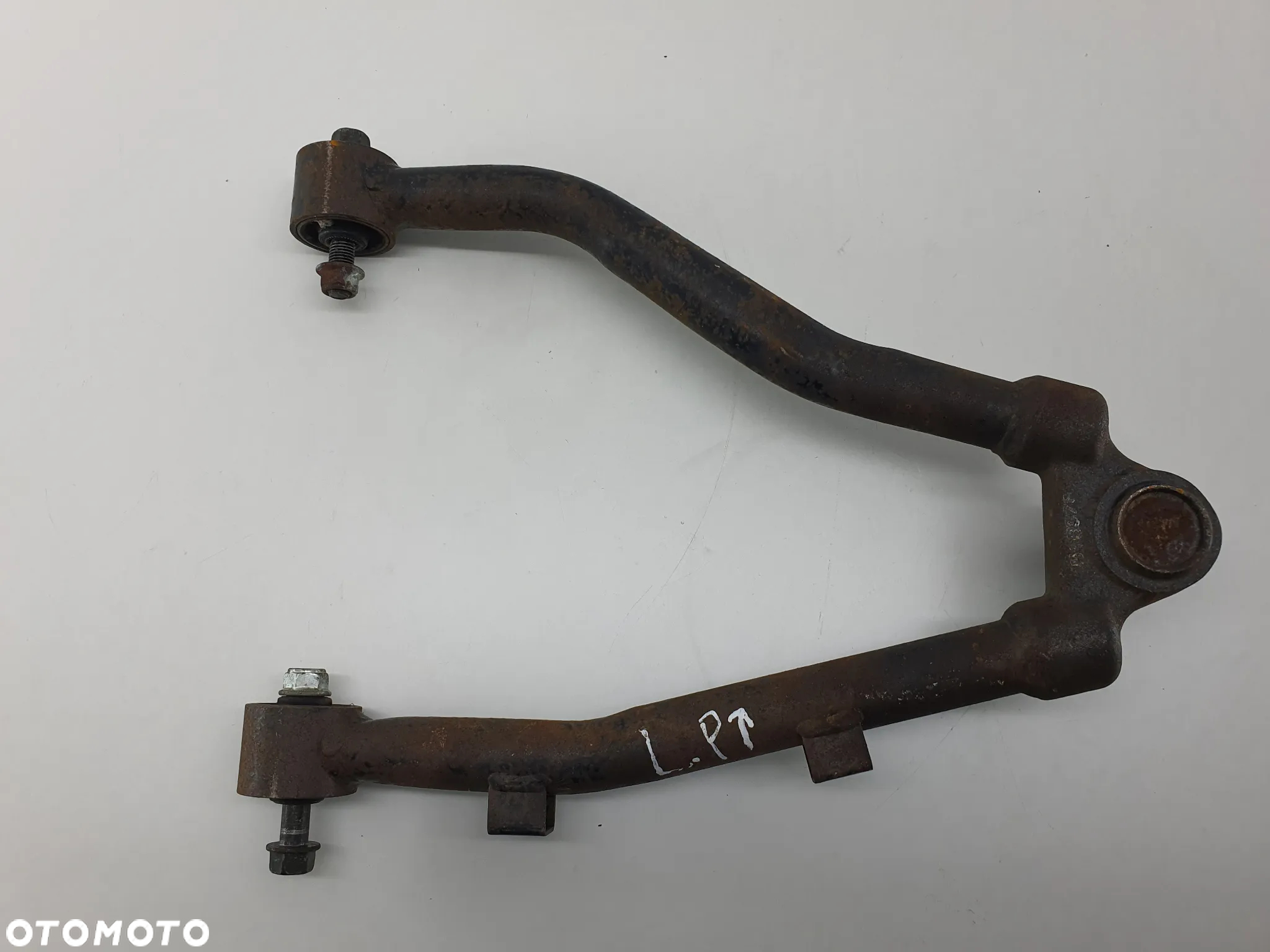 WAHACZ LEWY PRZOD GORNY SWORZEN   TGB BLADE 550 - 7