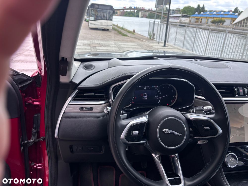 Jaguar F-Pace P250 AWD S - 7