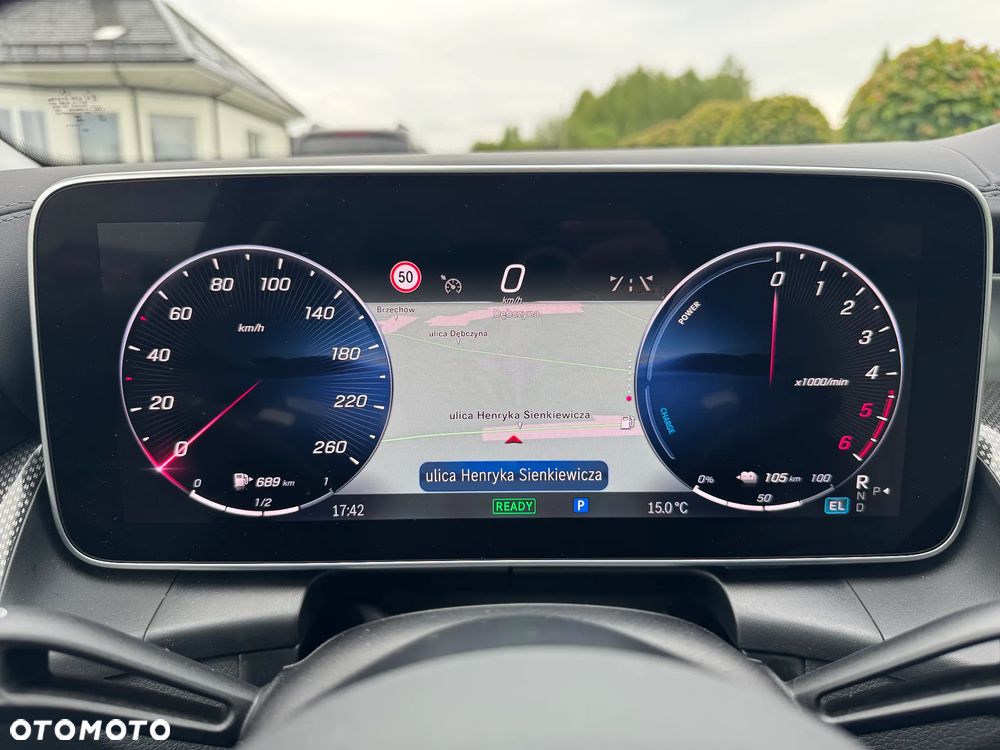 Mercedes-Benz GLC - 36