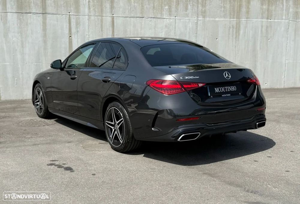 Mercedes-Benz C 300 de AMG Line - 4