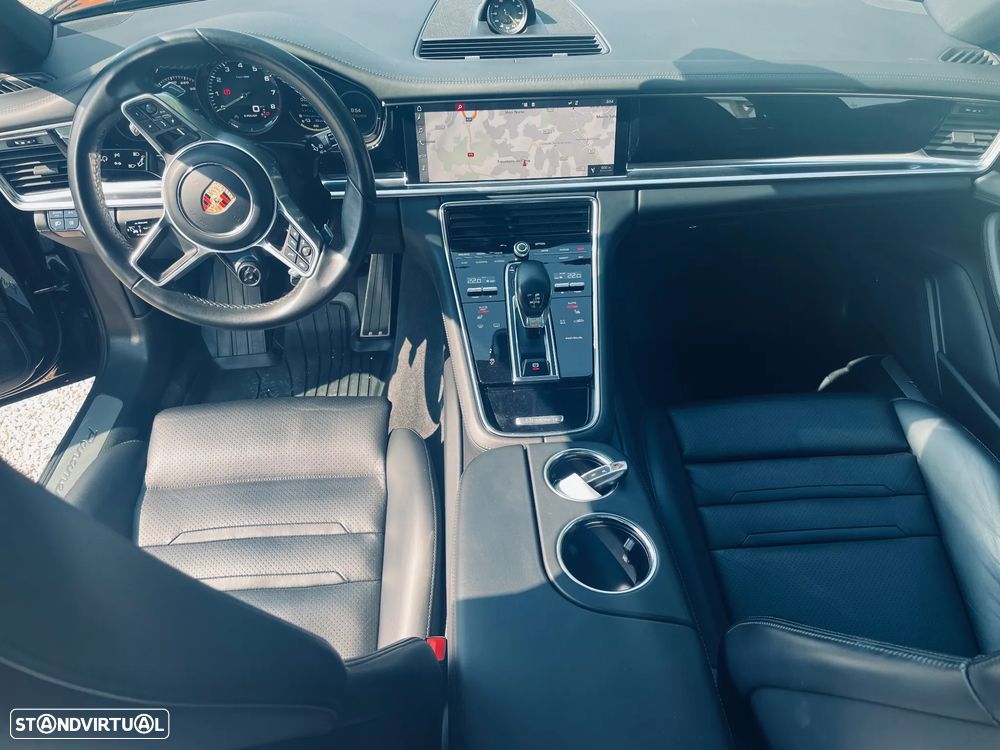 Porsche Panamera 4 E-Hybrid Platinum Edition - 8