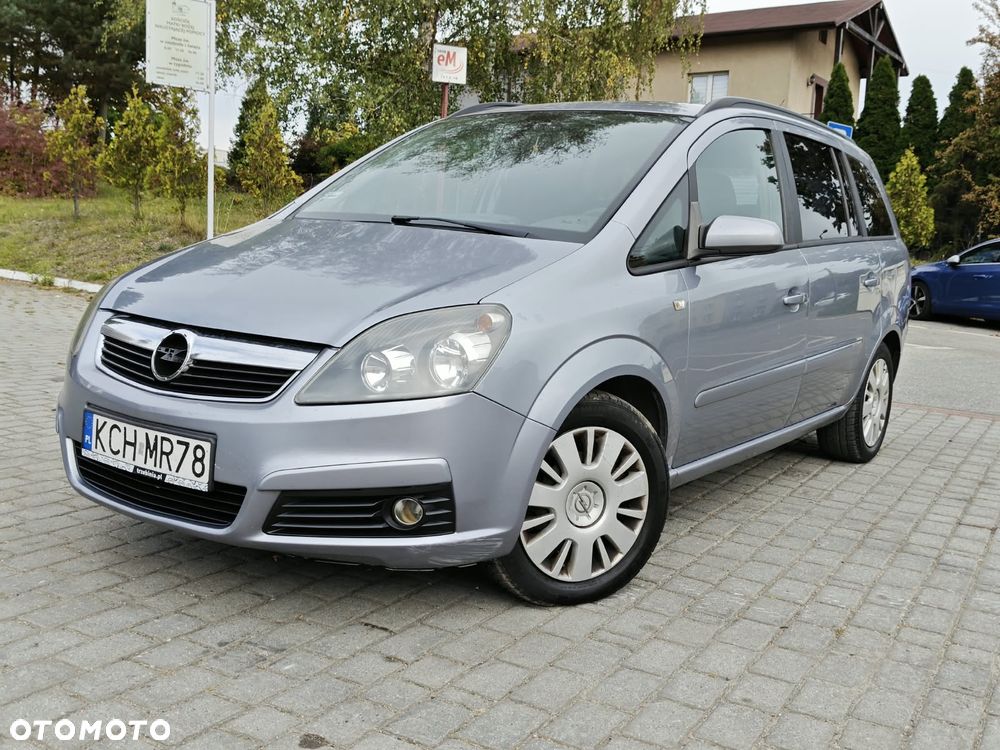 Opel Zafira 1.8 Family Plus - 1