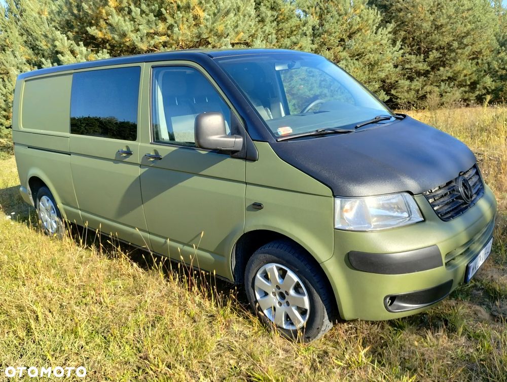 Volkswagen Transporter - 1