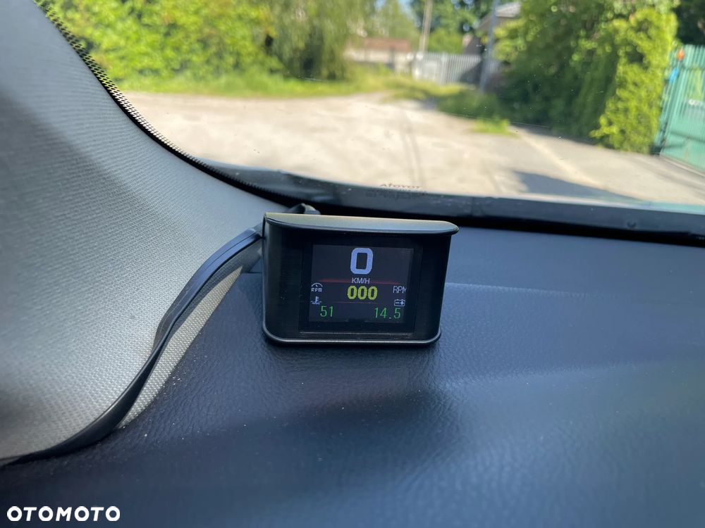 Toyota Auris - 10