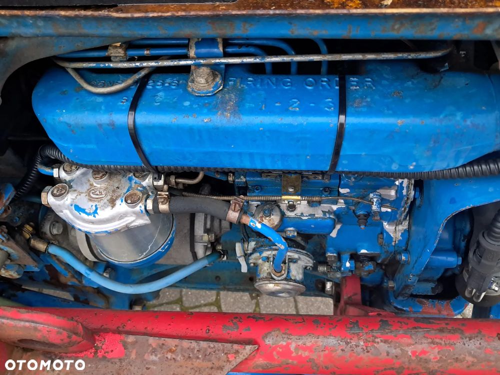 Ford 3000 - 18