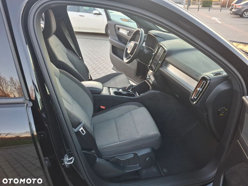 Volvo XC 40 T3 - 10