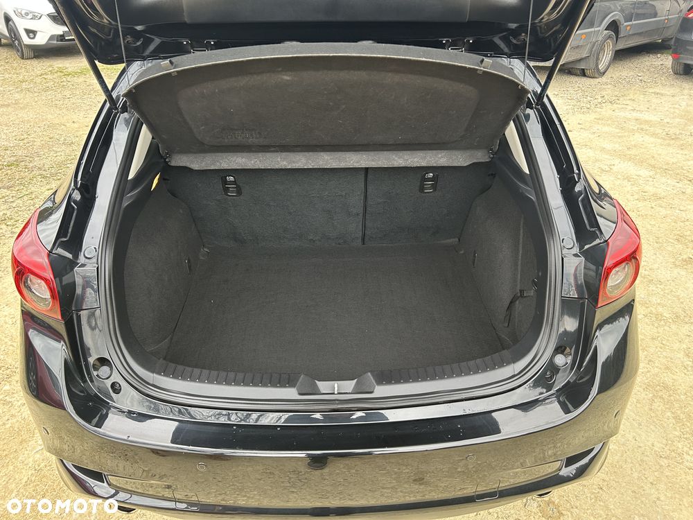 Mazda 3 SKYACTIV-G 120 KIZOKU - 12