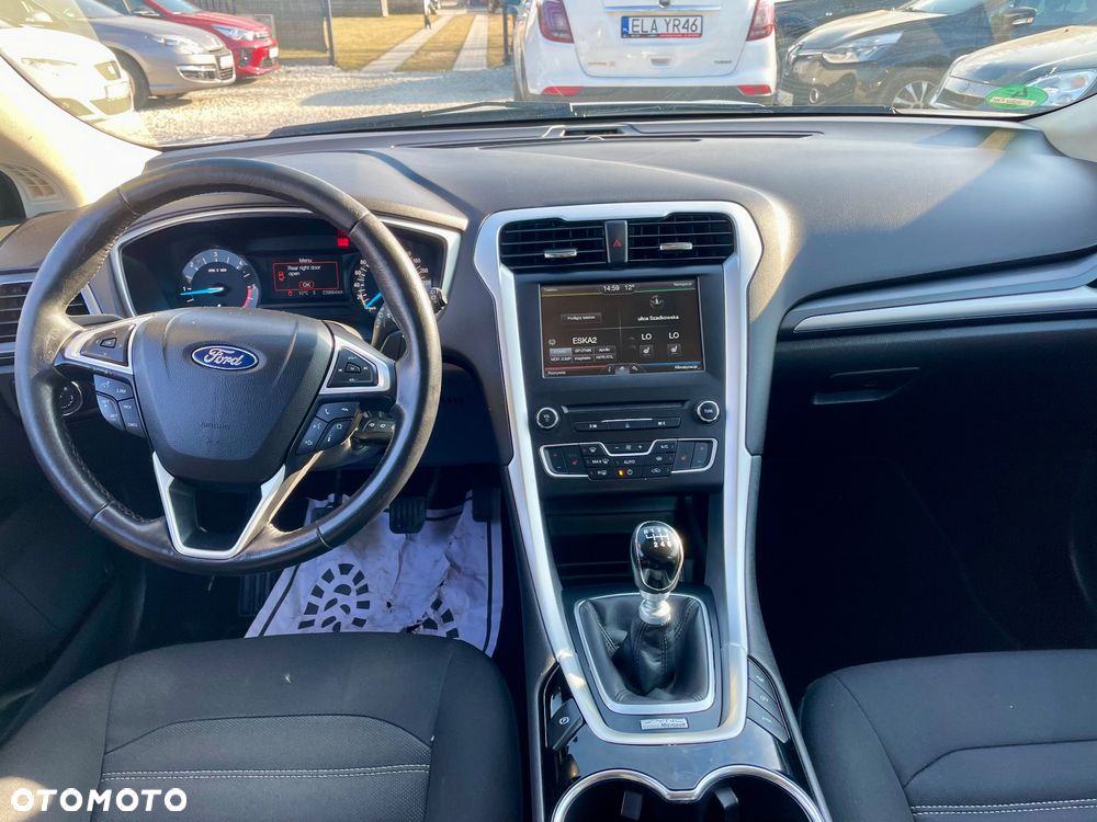 Ford Mondeo 2.0 TDCi STart-Stopp Titanium - 4