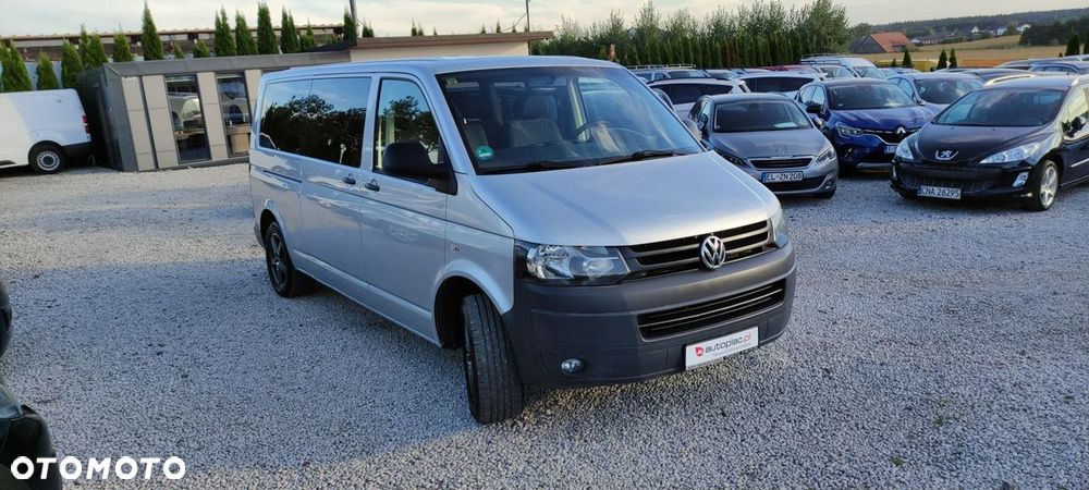 Volkswagen Caravelle - 16
