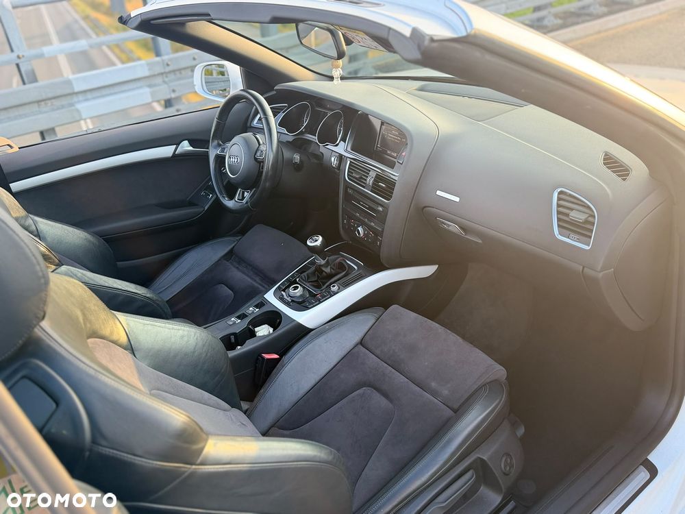 Audi A5 Cabrio 2.0 TDI DPF (clean diesel) - 23