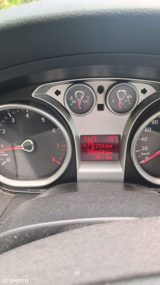 Ford Focus - 18