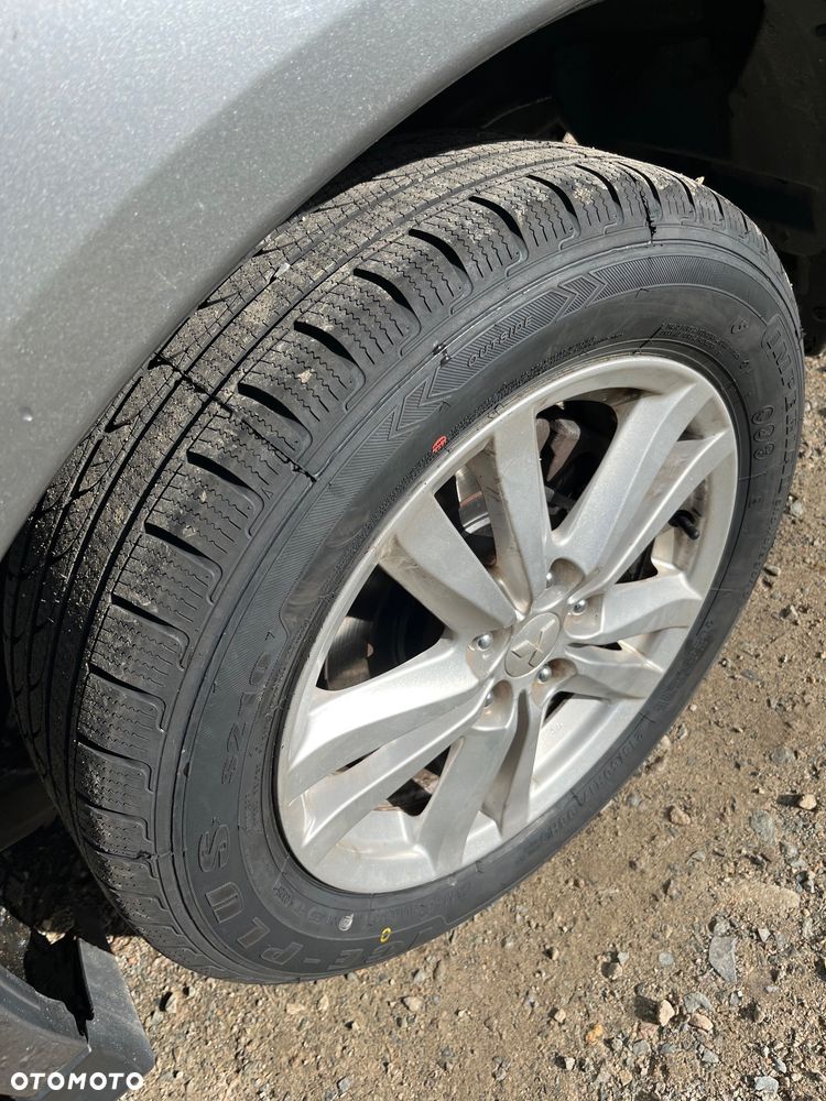 Mitsubishi ASX - 21