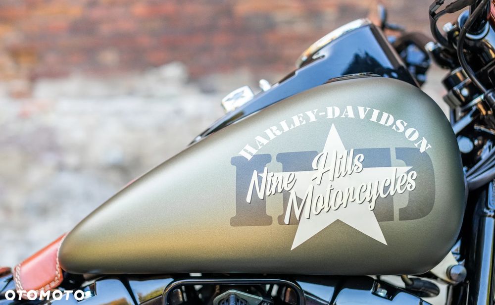 Harley-Davidson Softail Heritage Classic - 18