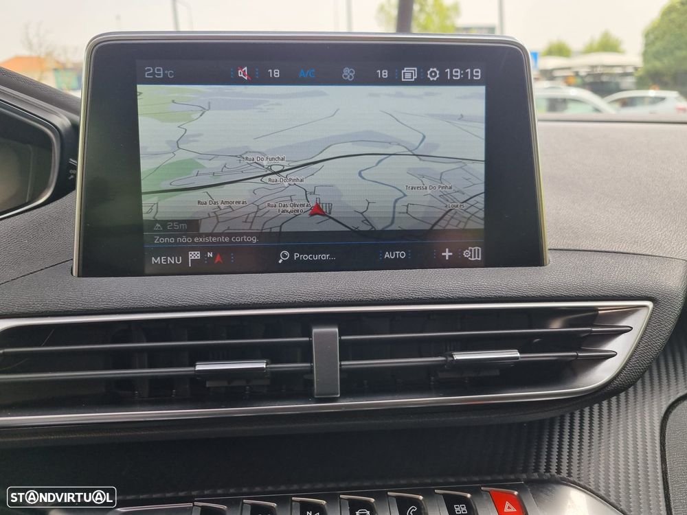 Peugeot 3008 PureTech 130 Stop & Start GPF Active - 22