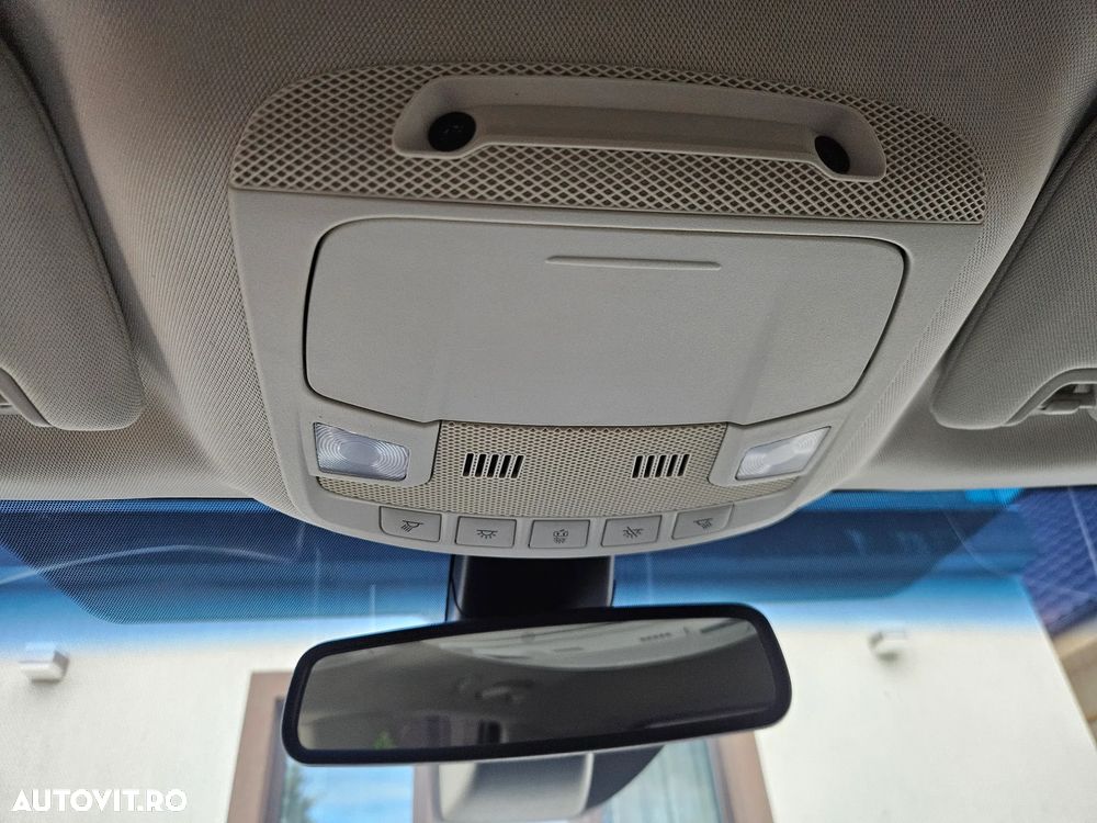 Ford Edge 2.0 TDCi Powershift Titanium - 29