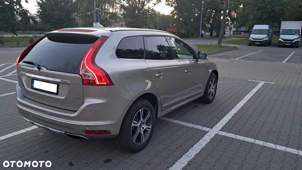 Volvo XC 60 T6 Geartronic Momentum - 3