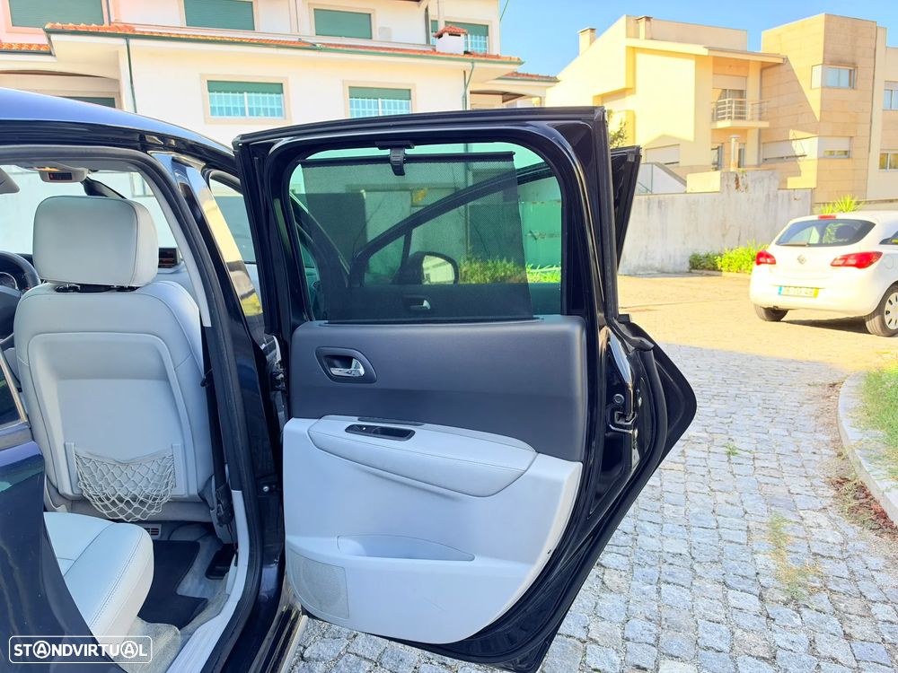 Peugeot 3008 1.6 HDi Executive - 42