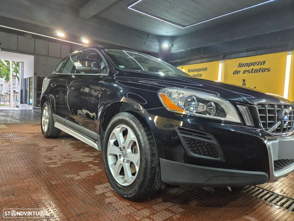 Volvo XC 60 2.0 D3 Drive Momentum - 19