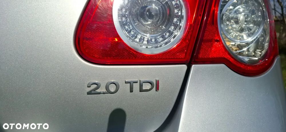 Volkswagen Passat 2.0 TDI DPF Comfortline - 10