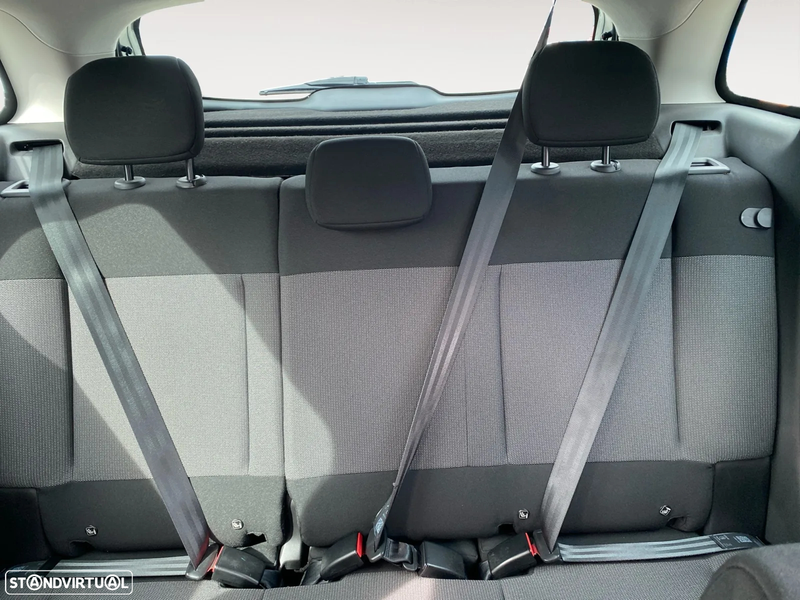 Citroën C3 Aircross 1.2 PureTech C-Series - 15