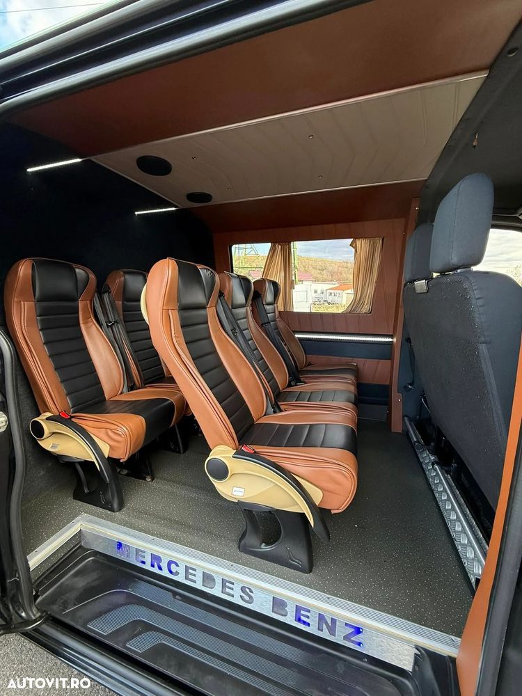 Mercedes-Benz Sprinter - 14