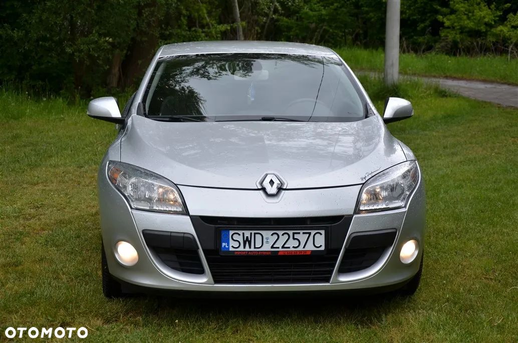 Renault Megane 1.5 dCi Bose Edition - 1