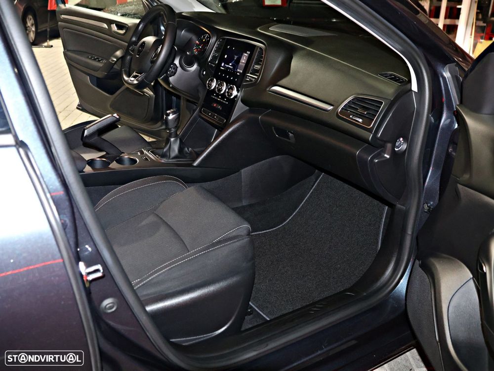 Renault Mégane 1.5 Blue dCi Equilibre - 17