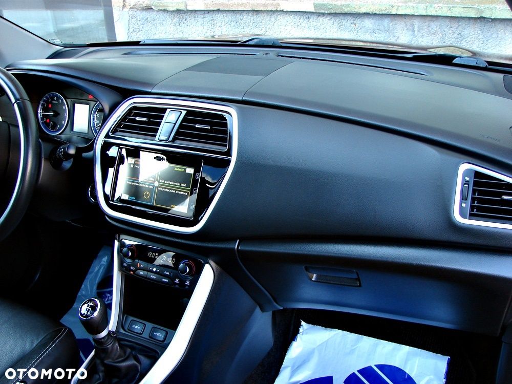 Suzuki SX4 S-Cross 1.4 Boosterjet Hybrid Comfort - 21
