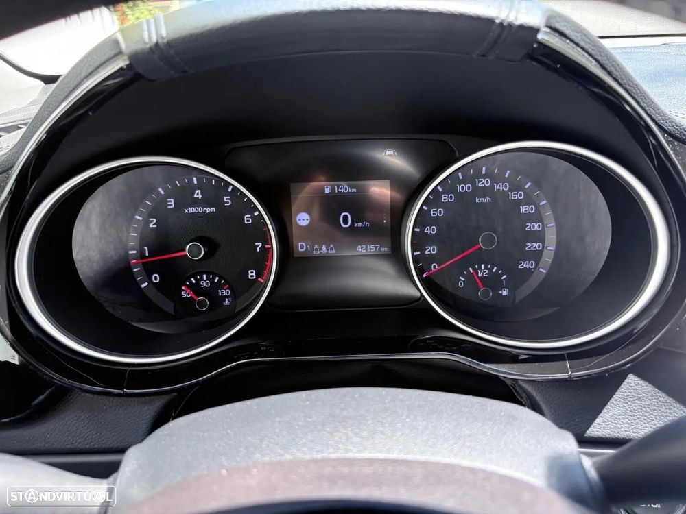 Kia Ceed SW 1.4 T-GDI Drive+SRF 7DCT - 44