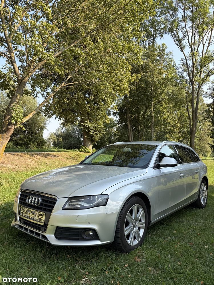 Audi A4 Avant - 1