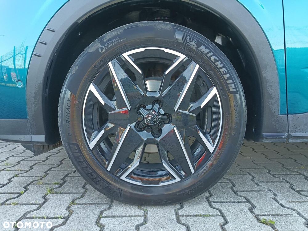 Peugeot 3008 1.2 PureTech mHEV Allure Pack S&S e-DCS6 - 13