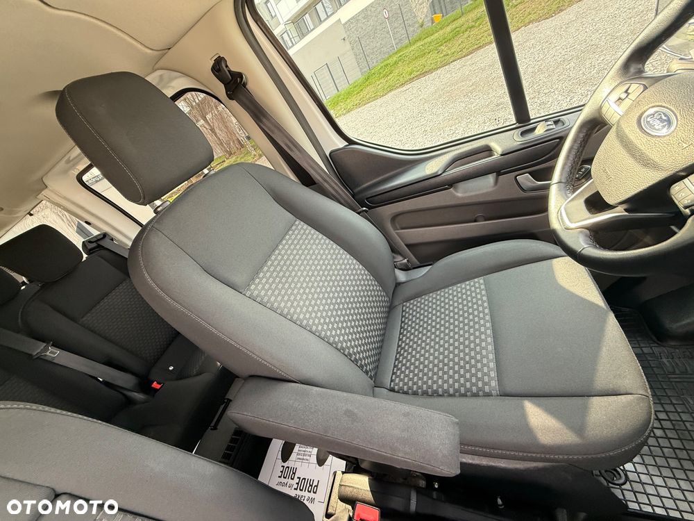 Ford Transit Custom - 29